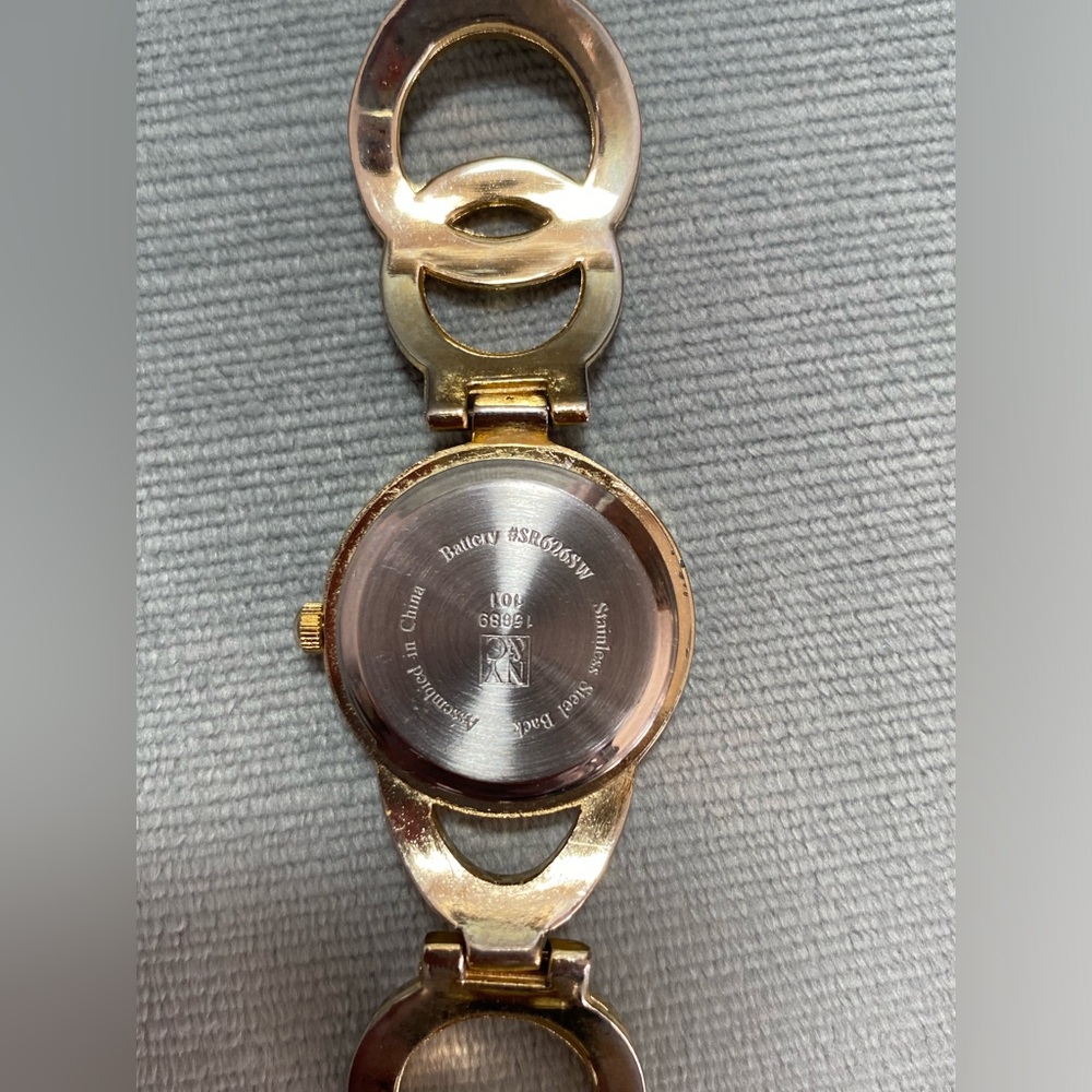 New York and Company watch gold and gemstone 7.5”, new battery EUC￼ - Picture 8 of 12